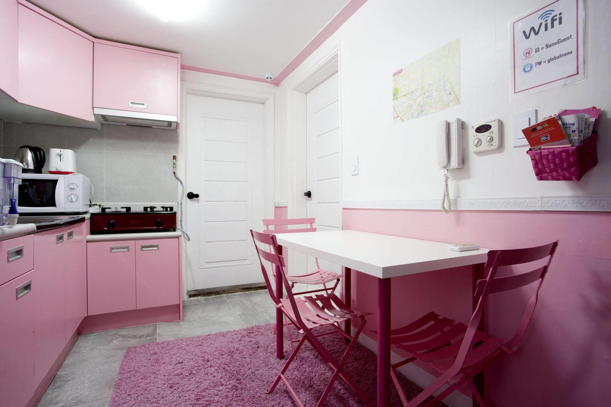 סיאול Nanu Guesthouse Pink - Female Only מראה חיצוני תמונה