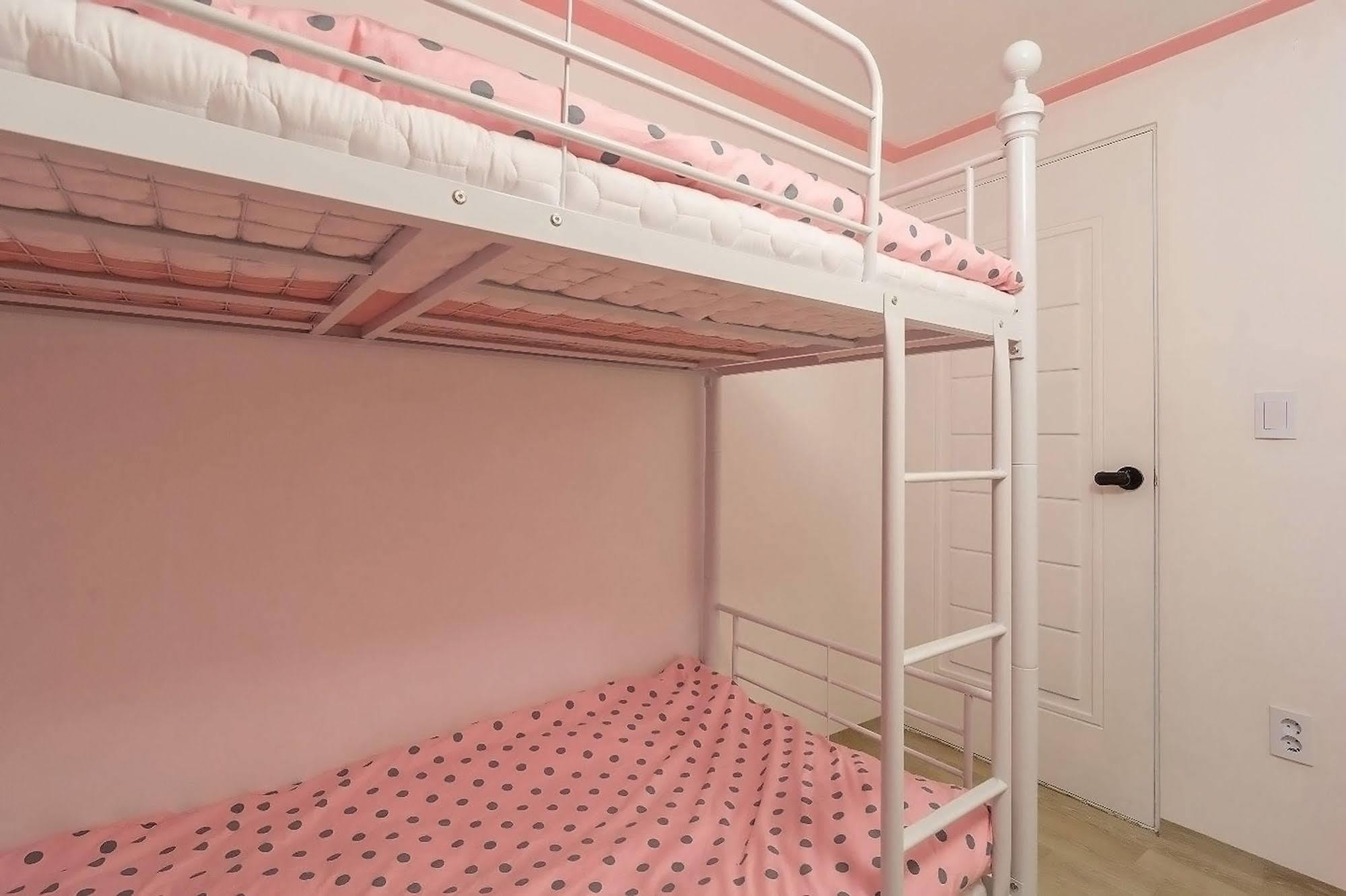 סיאול Nanu Guesthouse Pink - Female Only מראה חיצוני תמונה