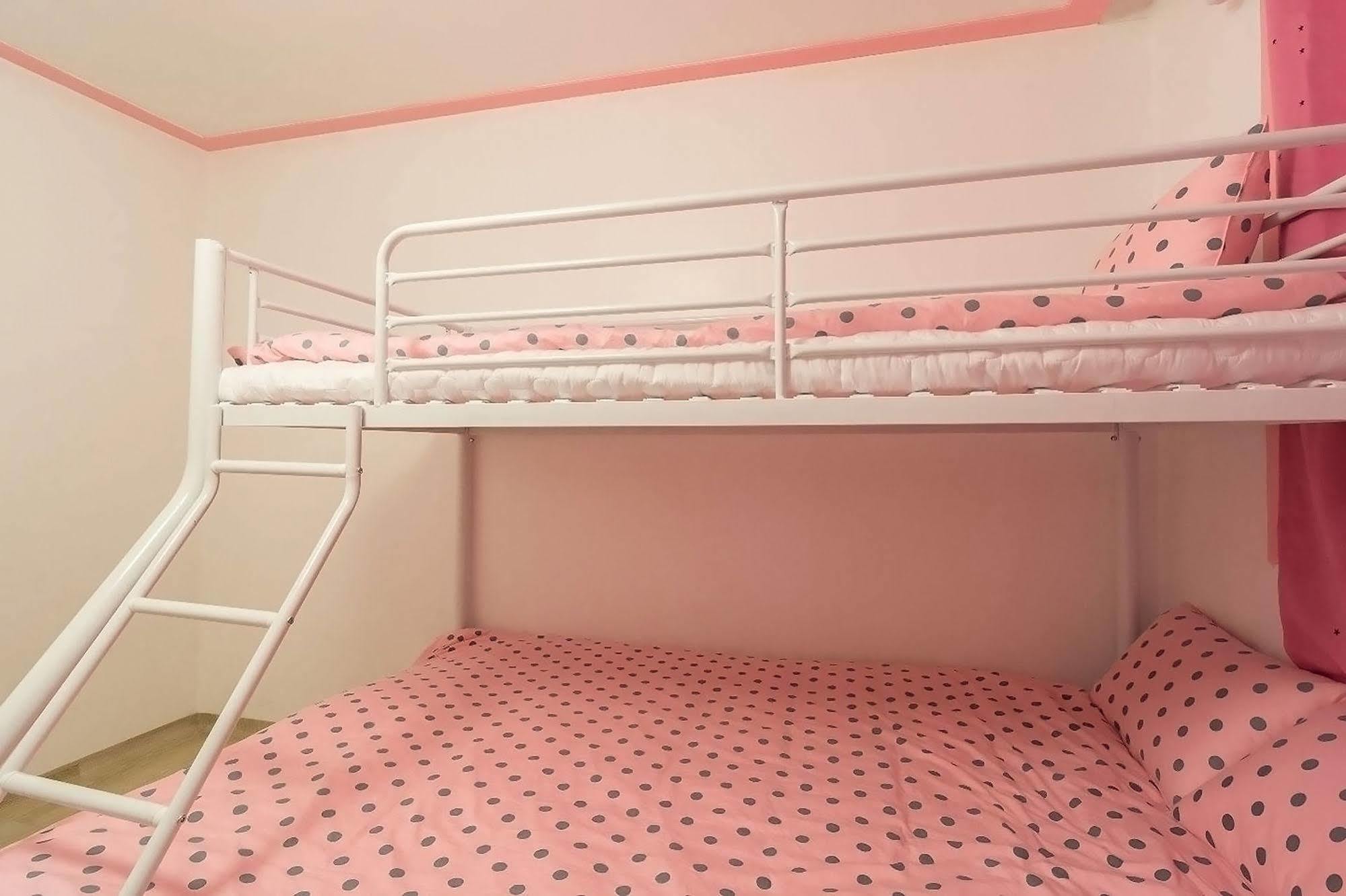 סיאול Nanu Guesthouse Pink - Female Only מראה חיצוני תמונה